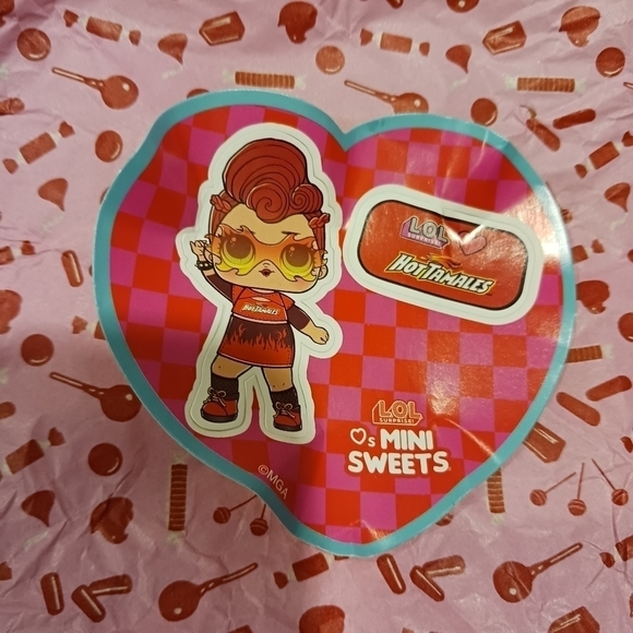 LOL Surprise Mini Sweets Hot Tamales doll - Picture 8 of 8